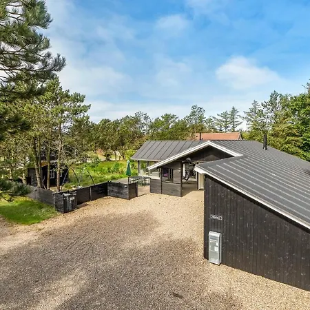 펜션 4 Bedroom Beautiful In *